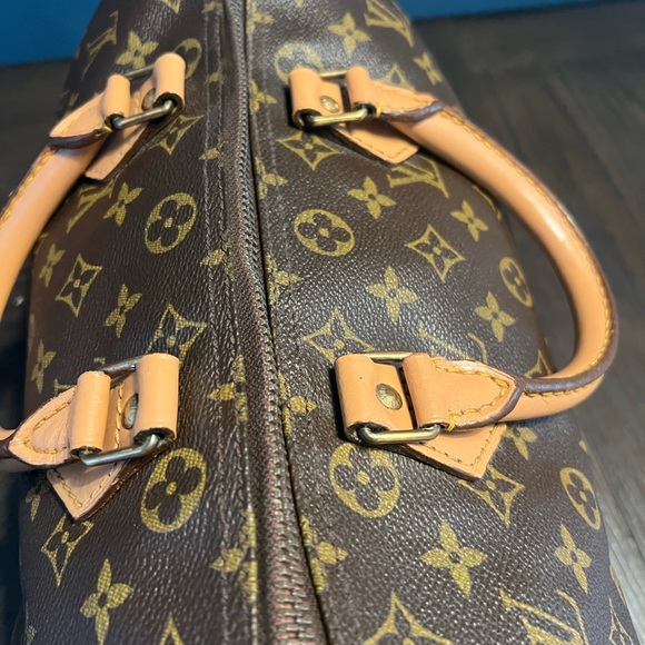 Authentic pre- owend Louis Vuitton speedy 30 Code 851 Made in France - Picture 2 of 9